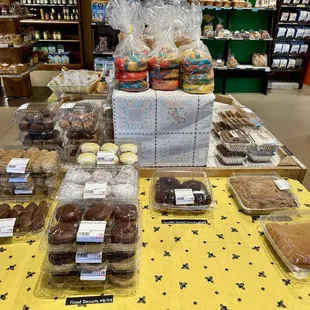 Bagels, cookies, donuts, etc.