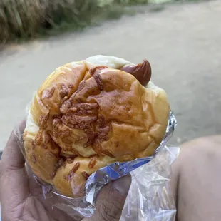 Hot dog bun