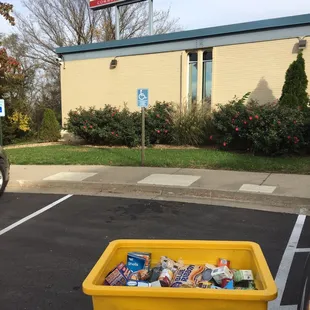 Loads of donations from the Yelp KC community - Yelpsgiving 2016