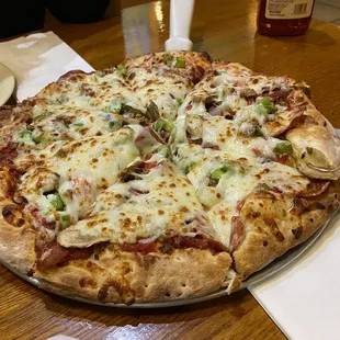Deluxe pizza