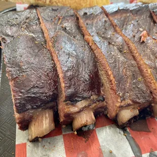 You won&apos;t find juicier ribs.