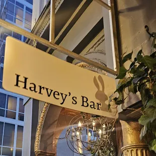 Harvey's Bar