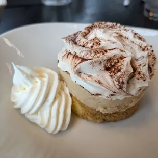 Tiramisu mini dessert