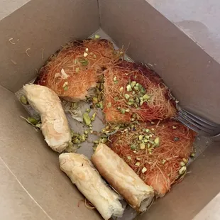 Food is amazing... and he made us off me he dessert!!.