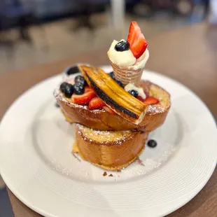 Banana split French toast !
