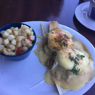 Cristina's Tamale Cakes Benedict