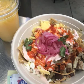 Chiquitas and Gringos