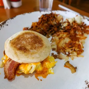 an english muffin and hashbrowns