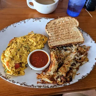 Spicy Pilsen omelette, hashbrowns, thick toast