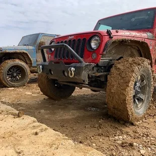 Muddy Jeeps are happy Jeeps!