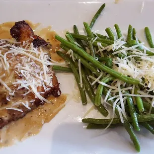 Chicken Marsala (without mushrooms) and with green beans.