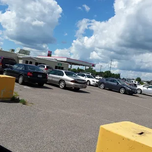 a parking lot full of cars