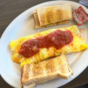 Omlet and toast