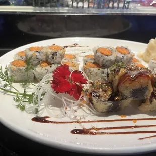 Yama roll &amp; spicy tuna roll