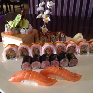 Gorgeous presentation of sushi!