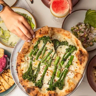 Broccolini Pizza