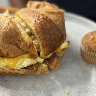 Croissant with bacon, egg, cheese