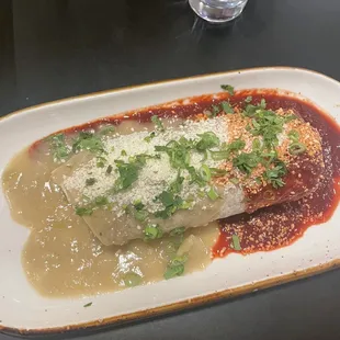 Christmas style Chili, Carnitas Burrito  was very bland without the Colorado Crunch sauce (the red chili oil provided on each table)