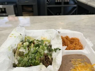 Leo's Far Out Tacos