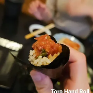 Negi Toro Hand Roll