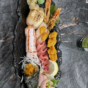 Hatorando Sushi & Sports Bar