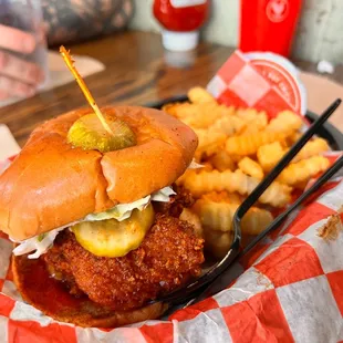 Hot chicken sandwich