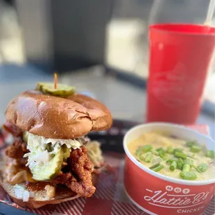 Hot Chicken Sandwich with Grits and Tea