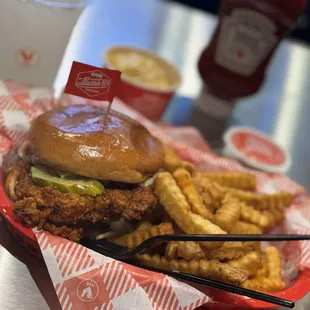HOT chicken &amp; fries