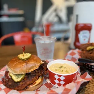 Hattie B's Hot Chicken - Atlanta East