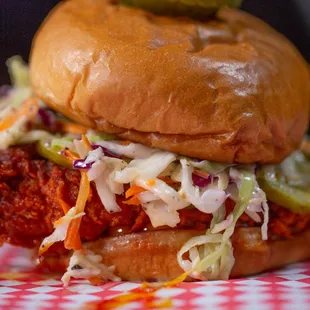 chicken wings and fried chicken, fried chicken wings, chicken wings, poultry, food, bbq wings, bbq chicken, fried chicken, chicken