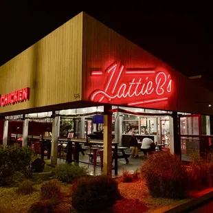 the outside of the restaurant