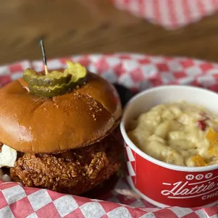 Hot Chicken Sandwich Side Of Pimento Mac &amp; Cheese