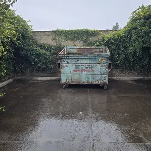 Commercial trash bin area all clean