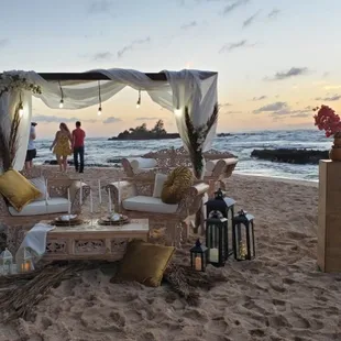 H|W Events ELOPEMENT PACKAGES 808-341-2557