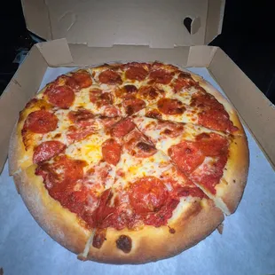 Pepperoni pizza