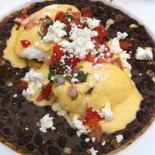 Huevos Benedictos