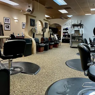 Full service salon