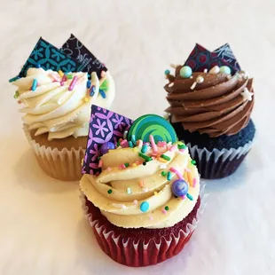 Vanilla, Red Velvet and Chocolate Cupcakes