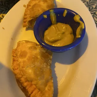 Empanada de Jamon y Queso