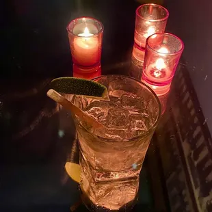 Candle light vodka tonic