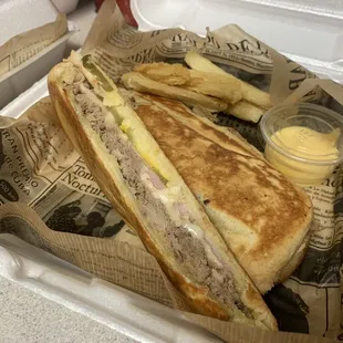 Cubano sandwich