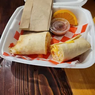 Breakfast burrito with chicken