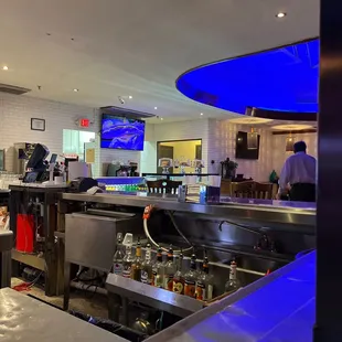 Good food! Good service.