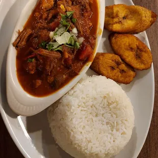 Shredded beef, rice, plantains