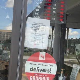 Acabo de llegar después de manejar 10 millas hasta aquí y me sorprendo cuando está cerrado y no estaba actualizado en Yelp