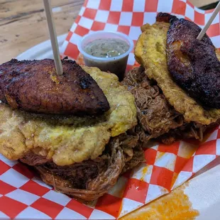 Tostones Rellenos