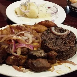 Yuca Con Mojo O Yuca Frita
