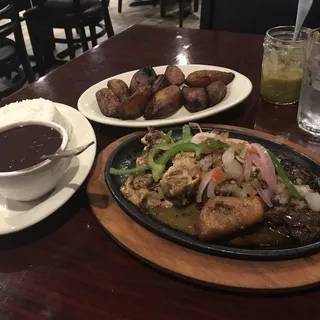 Arroz & Frijoles Negros O Rojos