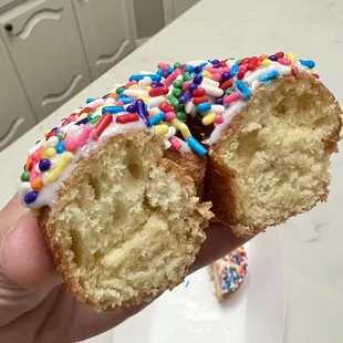 Great little cake donut!