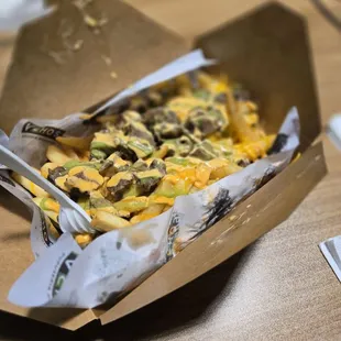 I was greatly disappointed with the load fries. The fries had no salt, and the sauce was on the sweet side.